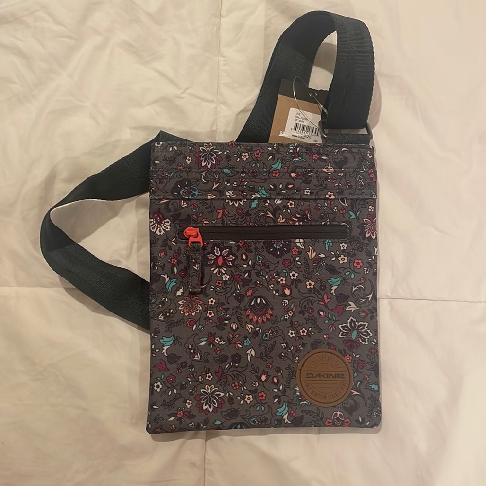 Dakine crossbody bag in floral print